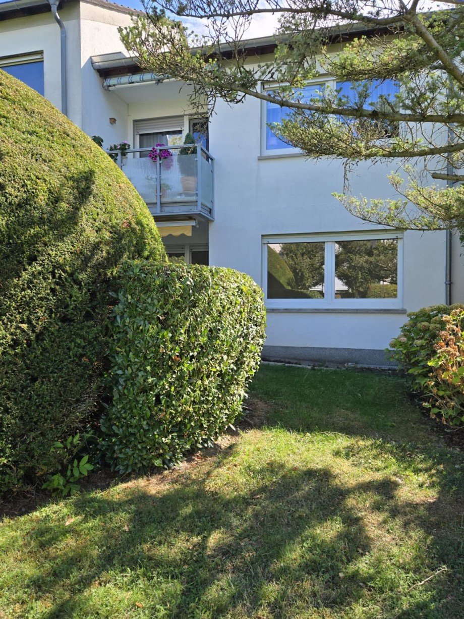 Gartenansicht Terrassenwohnung Schwalbach
