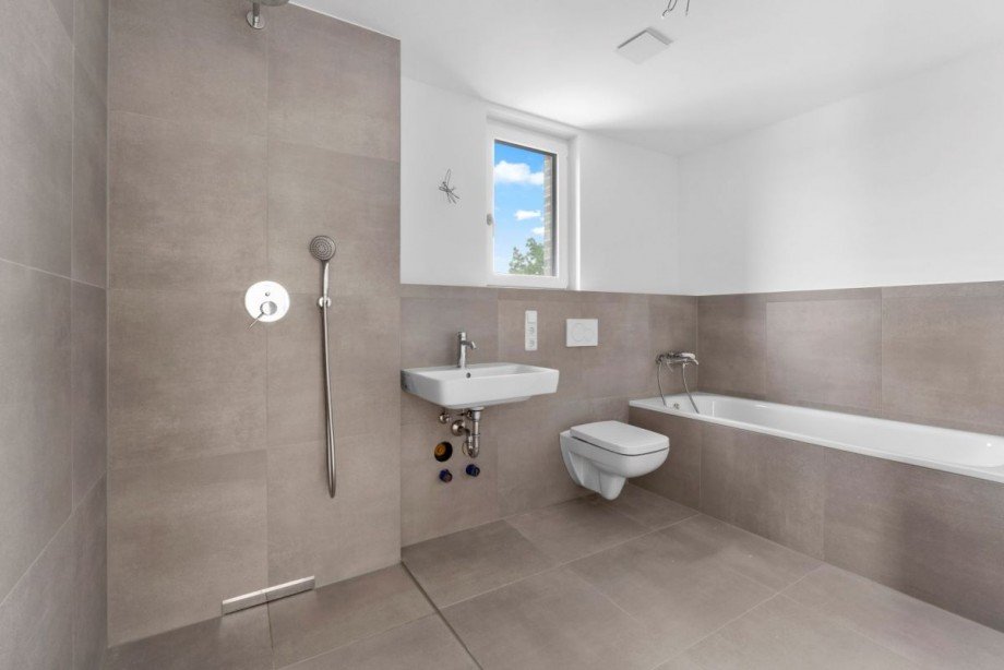 Bad Wohnung M�hlheim
