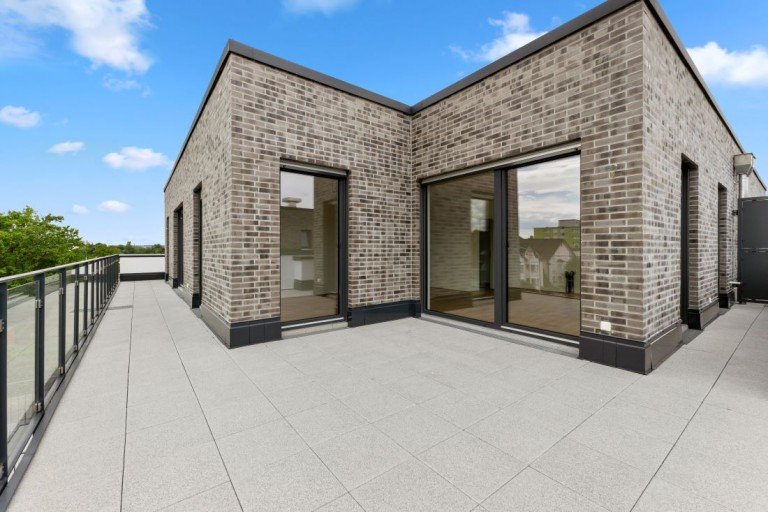 Dachterrasse M�hlheim Wohnung Hochwertige 3 ZW mit gro�er Dachterrasse.