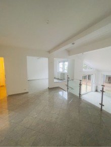 Wohnzimmer Sch�nes EFH mit Garten und Garage in Eschborn zur Miete.VERMIETET.