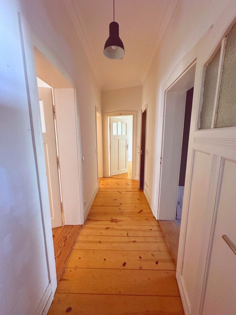 Diele Frankfurt am Main Niederrad Etagenwohnung Kapitalanlage oder Eigennutz: Gepflegte 3-Zimmer-Etagenwohnung in Frankfurt Niederrad